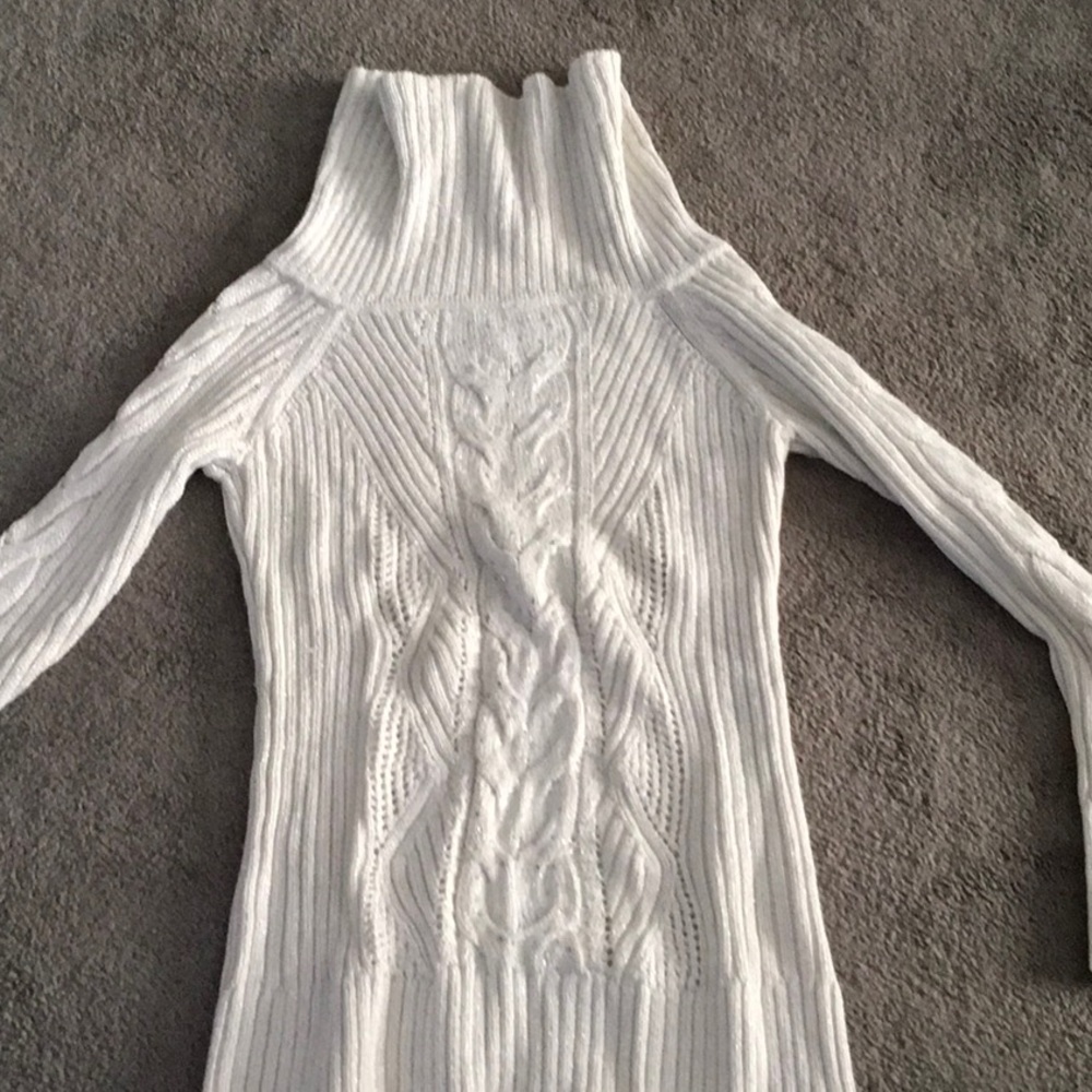 White House L festive sweater s sparkles
